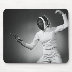 Frauen-Fechten Mousepad