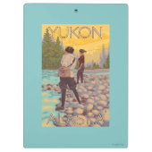 Frauen fliegen Fischen - Yukon, Alaska Klemmbrett (Rückseite)