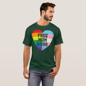 Frauen - Freie Mama Hugs Gay Pride Geschenke Trans T-Shirt (Vorne ganz)