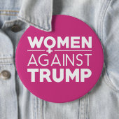 Frauen gegen Trump Button (Beispiel)