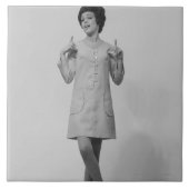 Frauen-Gestikulieren Fliese (Vorderseite)