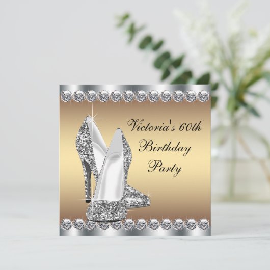 Frauen Gold Geburtstagsparty Einladung (Stehend Vorderseite)