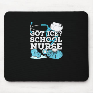 Frauen haben Eis-Schulkrankenschwester Mousepad