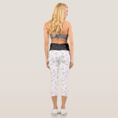 Frauen hören und schmettern Kunst aus einer Hand G Capri Leggings (Rückseite)