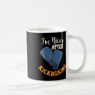 Frauen Ich bin netter nach Kickboxen Design für ei Kaffeetasse