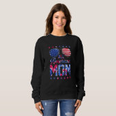 Frauen in allen amerikanischen Mama 4. Juli Gefärb Sweatshirt (Vorne ganz)