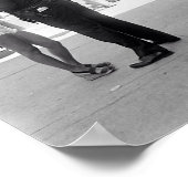 Frauen in einem Anzug bekommen ein Ticket Poster (Ecke)