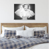 Frauen in Kleid 2 Leinwanddruck (Insitu (Schlafzimmer))