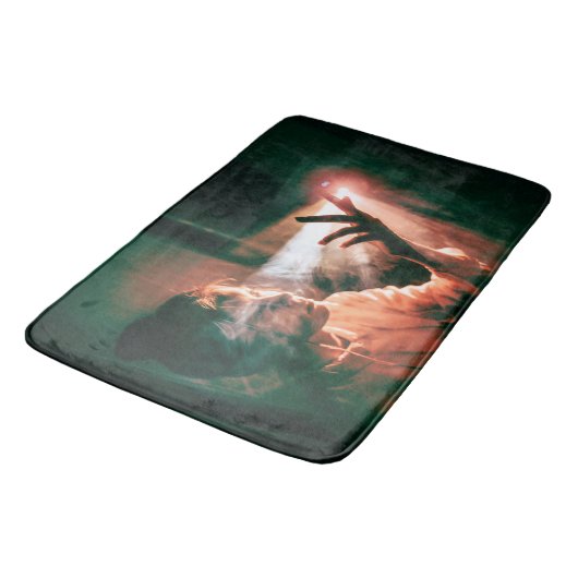 Frauen in Licht und Rauch Badematte (Schrägansicht)