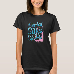 Frauen in Turnschuhen Seidentänzer aus der Luft_2 T-Shirt