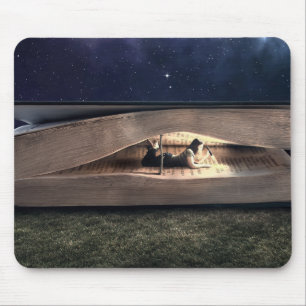 Frauen-Lesung innerhalb des Buches nachts Mousepad