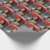 Frauen mit heißem Kaffee-Cup unter einem roten Sch Geschenkpapier (Ecke)