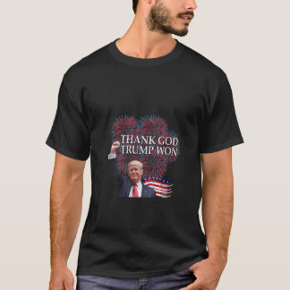 Frauen Niedlich 4. Juli Feuerwerk DANK GOD TRUMP T-Shirt