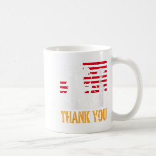 Frauen Patriotic Soldier Kneeling Battlefield Cros Kaffeetasse