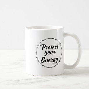 Frauen schützen Ihr Bewusstsein für die psychische Kaffeetasse