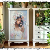 Frauen sehen sich pastellfarbenen Blume gegenüber  Seidenpapier