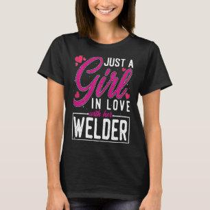 Frauen sind nur ein Mädchen in Liebe mit ihrem Wel T-Shirt