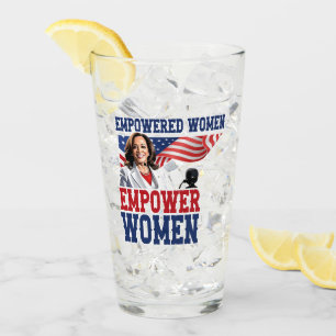 Frauen stärken Frauen Kamala Harris Glas