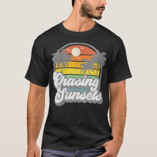 Frauen Vintag nachjagen Sonnenuntergänge Strand So T-Shirt