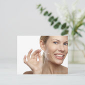 Frauen vor weißen Zahnflossen, Postkarte (Stehend Vorderseite)