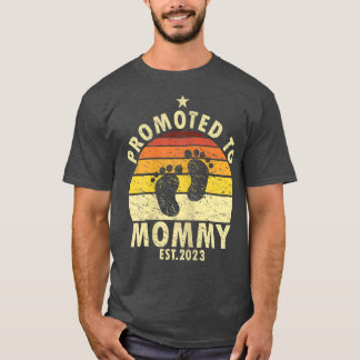 Frauen wurden im Mommy 2023 beworben, bald im Momm T-Shirt