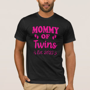 Frauen wurden nach der Schwangerschaft 2023 zu Mom T-Shirt