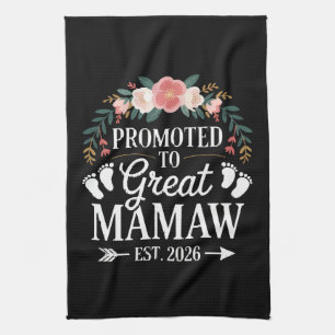 Frauen zu Great Mamaw befördert Geschirrtuch