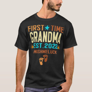 Frauen zum ersten Mal Oma 2022 befördert T-Shirt