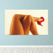 Frauengestein mit roten High Heels überquert Leinwanddruck (Insitu (Holzboden))