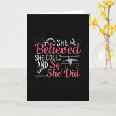 Frauengymnastik - Sie glaubte, sie könne Karte (Gelbe Blume)