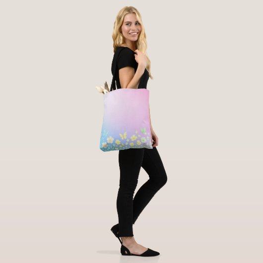 Frauenoberseite Tasche (Am Model)
