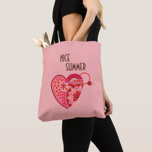 Frauenoberseite Tasche (Von Nahem)