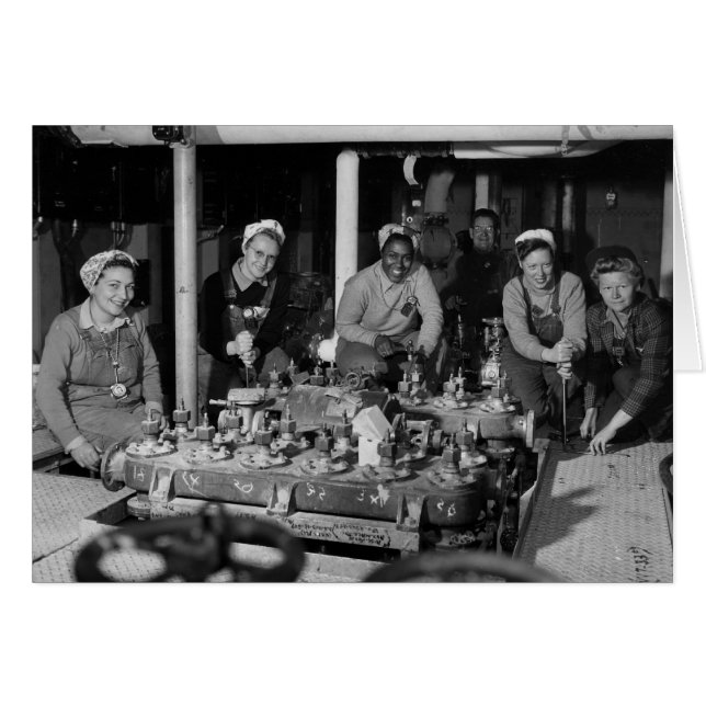 FRAUENSCHIFFER arbeiten am U-Boot (Vorderseite (Horizontal))