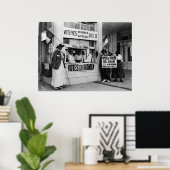 Frauenwahlrecht 1915 auf einem Wahlstand Poster (Heimbüro)