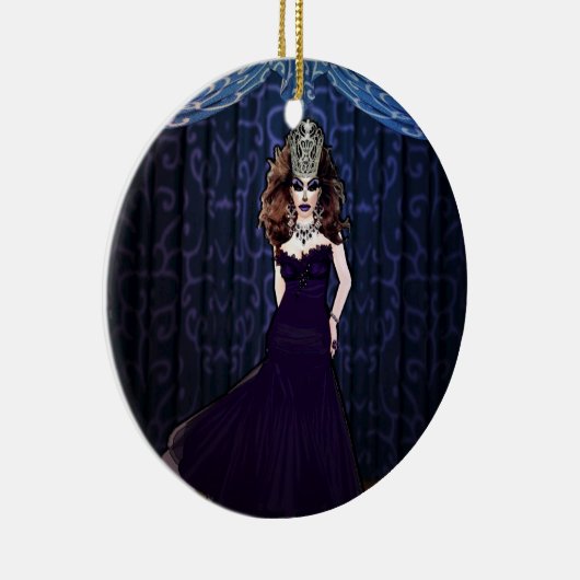 Fräulein Priscilla Velvet Ornament (Rechts)