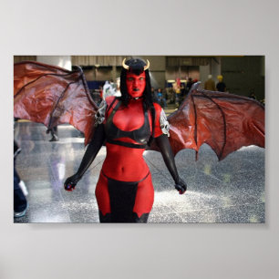 Fräulein Rose Noir als "Purgatori" mit Poster