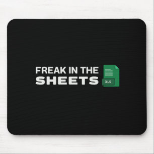 Freak in den Blättern Mousepad