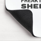 Freak in den Blättern Mousepad (Ecke)