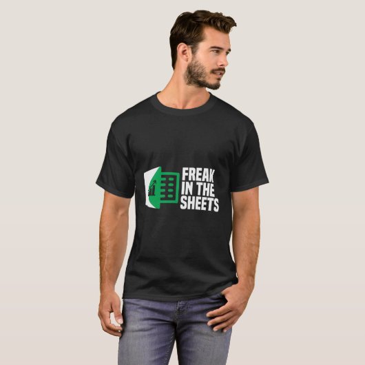 Freak in Excel-Tabellen-Bücher T-Shirt (Vorne ganz)