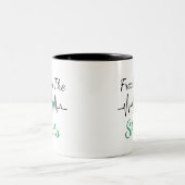 Freak in Sheets - Funny Acountant Zweifarbige Tasse (Mittel)