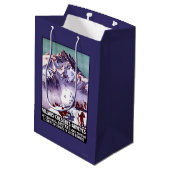 Freche Gnomes, die riesiges Schneeball-Plakat Mittlere Geschenktüte (Rückseite Schrägansicht)