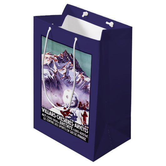 Freche Gnomes, die riesiges Schneeball-Plakat Mittlere Geschenktüte (Vorderseite Schrägansicht)