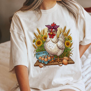 Freches Huhn mit Brille und frischer Eierfarm Tri-Blend Shirt