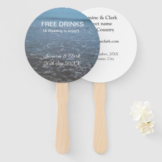 Free drinks save the date beach wedding add name  fächer (Vorne und Hinten)