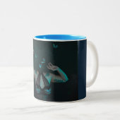 Free Mind Butterfly-Tasse Zweifarbige Tasse (VorderseiteRechts)