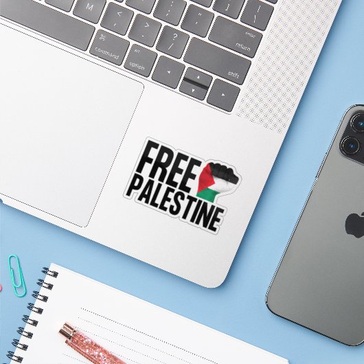 Free Palestine Handfist Palestinian Flag Bold Aufkleber (Laptop mit iPhone)