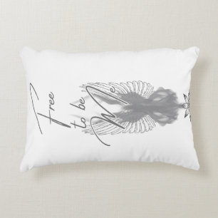 Free to be Me Accent Pillow Dekokissen