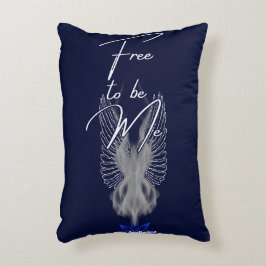 Free to be Me Accent Pillow Dekokissen