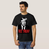 Free Trump Mugshot Foto Picture Donald Trump 2024 T-Shirt (Vorne ganz)
