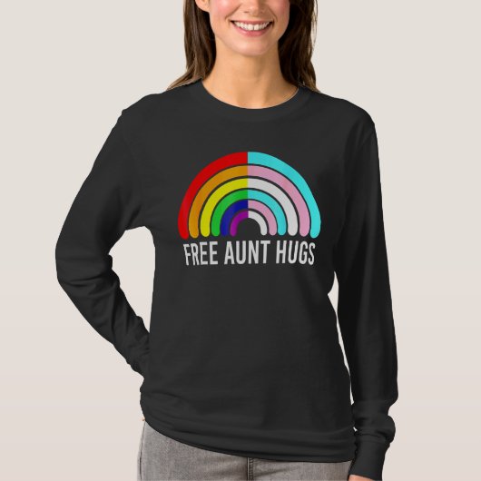 Free Tunt Hugs Rainbow Transgender Flag Lgbtq Gay T-Shirt (Vorderseite)